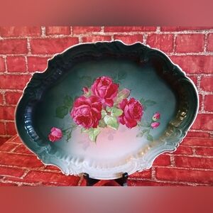 𝑳𝑨 '𝑩𝒆𝒍𝒍𝒆 𝑪𝒉𝒊𝒏𝒂 𝑹𝒆𝒅 𝑹𝒐𝒔𝒆𝒔 𝑨𝒏𝒕𝒊𝒒𝒖𝒆 𝑷𝒍𝒂𝒕𝒆